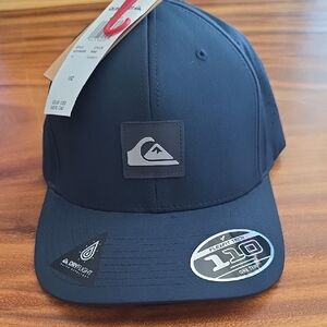 Quiksilver Dark Blue Flexfit Dryflight Mens Hat "Adapted"